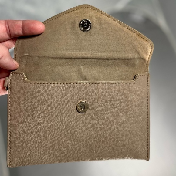 FREE ADD-ON Danier leather wristlet/purse pouch in tan - Picture 7 of 10